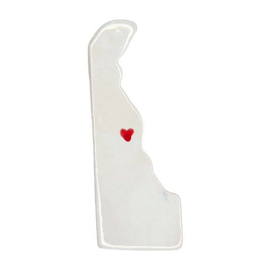 Dover Ceramic Fridge Magnet - Handmade Delaware Souvenir with Heart Design