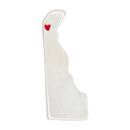 Newark Ceramic Fridge Magnet - Handmade Delaware Souvenir with Heart Design
